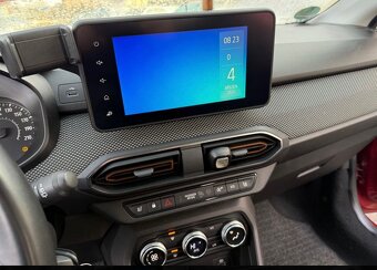 DACIA SANDERO - 13