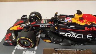 Max Verstappen 1:18 + Figurka + podpis karta - 13