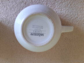 Hrnky porcelánové a talířky - 13