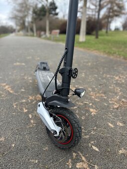 elektrokoloběžka CIRCOOTER - 13