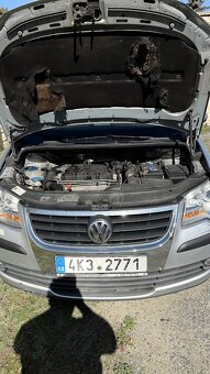 VW Touran 1,9 TDI 2010 - 13