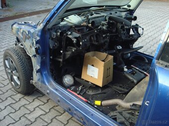 Mini Cooper 1.4i R56 skelet na díly - 13