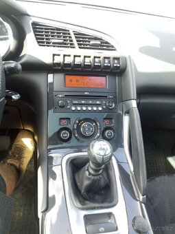 PEUGEOT 3008 - 13