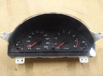 Suzuki Swift 2001 - 13