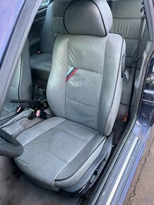 BMW E36 318is Coupe M44B19 MontrealBlau - 13