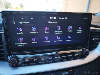 KIA Ceed SW 117kW 2022 - 13