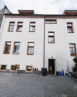 Pronájem bytu 1+1 v Otakarově ulici, 38m2 se zahradou - 13