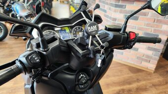 Yamaha X-Max 400 - 13