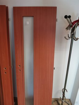Zánovní interiérové dveře - částečně prosklené - 13