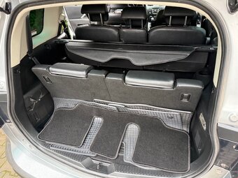 Mazda 5 2,0i/ 110kw, 7 míst , el.dveře ,benzín - 13
