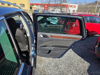Škoda Superb 2.0 TDI DSG 125kw Xenon Sound - 13