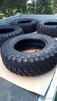 265/70 R17cca 500km najeto,jako NOVÉ 4x4 M/T M+S pneu - 13