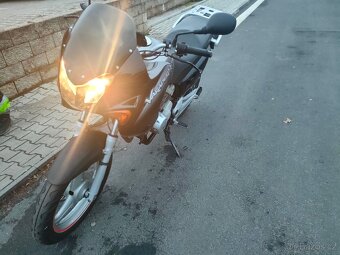 Honda Varadero 125 - 13