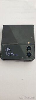 Samsung Z Flip 4 5G 8/128GB Grey - 13