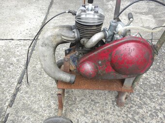 Motor JAWA VILLIERS r.v,1933 v chodu možná i výměna - 13