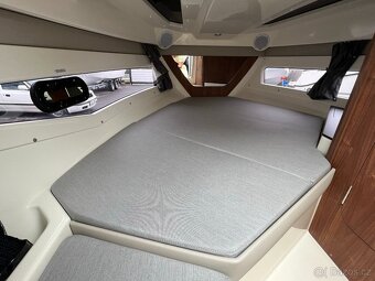 QUICKSILVER Activ 755 CRUISER + MERCURY F 250 V8 EFI EXLPT D - 13