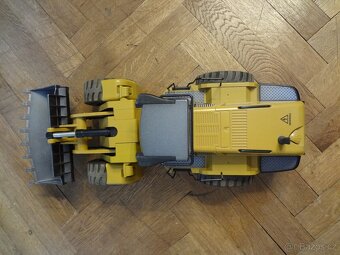 RC nakladač Huina a sklápěč Amewi nákladní auto - 13