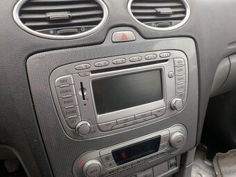 Ford Focus 2009 COMBI 1,6TDCI 81kW - DILY z AUTA - 13