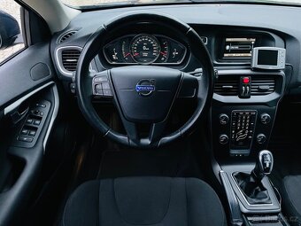 Volvo V40 2.0D3 5VÁLEC MANUÁL KAMERA ODPOČET DPH 1 MAJITEL - 13
