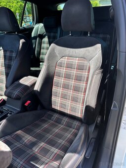 Golf GTI VII PERFORMANCE - Airlift/ DSG / Pano / Kamera - 13