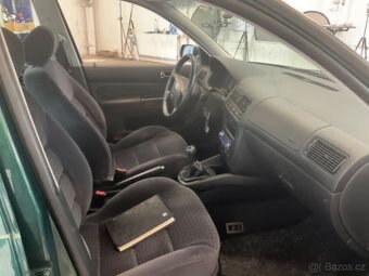 Volkswagen Golf IV 1.6 77Kw Comfort - 13