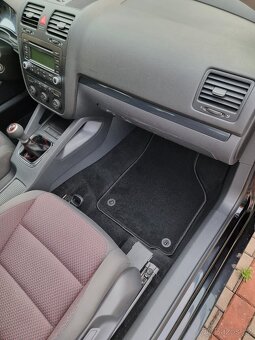 Golf 5 GT 1.4 tsi 125kw manuál - 13