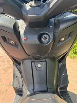 Prodám skútr Maxon Optimus 125 – pouze 2900 km - 13