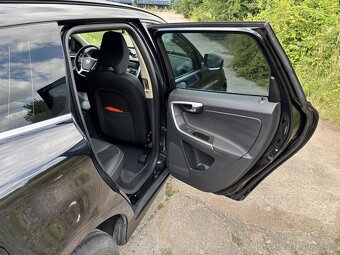 VOLVO XC60 D5 AWD 151kW r.v. 2011 - 13
