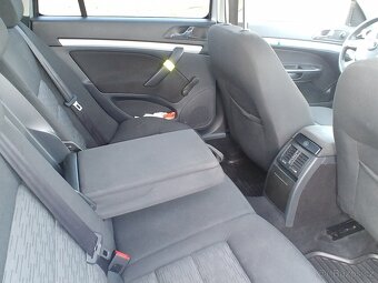 Octavia II facelift combi 1.6 TDi AP výborný stav - 13