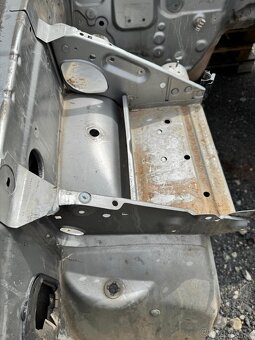 Prodej Nissan Patrol Y61 - 13