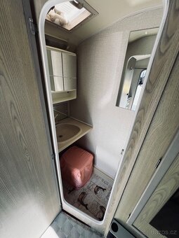 OBYTNÝ KARAVAN SPIRITE ALPINE - 13