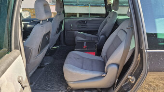 Ford Galaxy 1,9TDI 96kw PO VELKEM SERVISU - 13