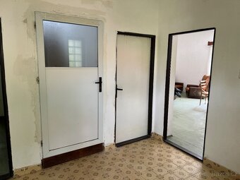 Rodinný dům Kuňejovice 278 m2 - 13