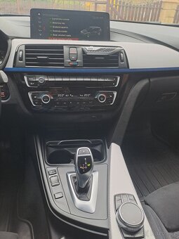 BMW řada 3 2.0 (140kW) 320d xDrive M SPORT Touring 2018 - 13