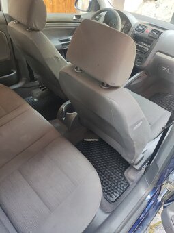 VOLKSWAGEN GOLF 5 1.6i 75KW STK+EM 11/2026 - 13