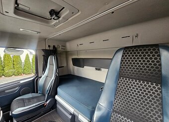 Volvo FH 420 6x4 - valník s hydraulickou rukou - 13