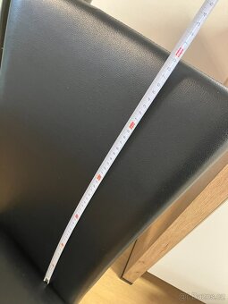 Jídelní stůl + 4 židle - 13