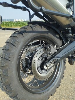 Triumph Tiger 800 xca - 13