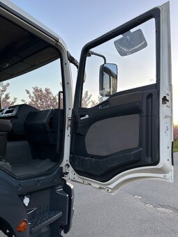 MAN TGM 18.280. Nosič kontejneru 4X4. - 13
