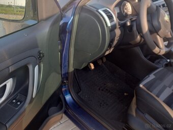 Škoda Roomster 1.6 16v, 77 kW, benzín – jen 121 900 km - 13