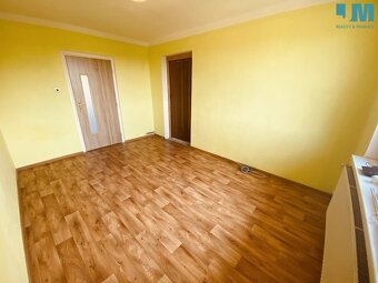 Prodej bytu 3+1 (64 m2) se zahrádkou, balkonem, garáží a skl - 13