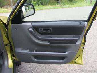 HONDA CR-V 2.0i , 4x4, Pěkný stav - 13