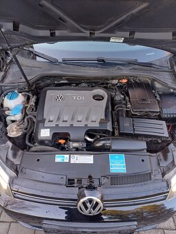 Prodám VW Golf 6 combi 1.6 TDI 77kw Highline dovoz z DE - 13