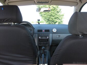 Skoda Fabia Combi 1.4 16V 55 Kw r.2002 - 13