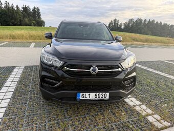 Ssangyong Musso Grand - 13