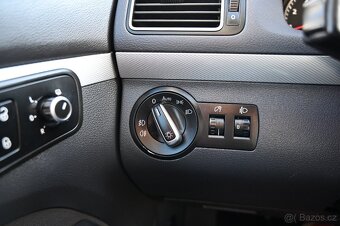 Volkswagen Touran 1.4TSI 103KW Highline 5/2013 - 13