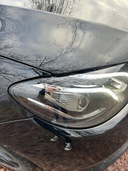 Mercedes-Benz E 220 D 4MATIC (4x4)-1.majitel - 13