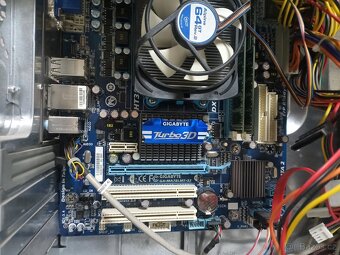 Prodám sadu stolních počítačů dle foto jako celek LEVNĚ - 13