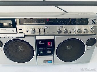 Radiomagnetofon/ghettoblaster Aiwa CS 770, rok 1981 - 13