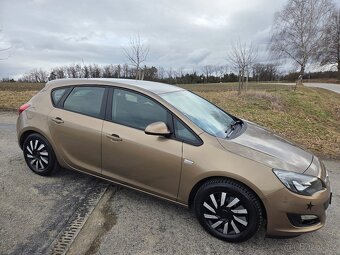 Opel Astra HATCHBACK - 2.ONAFTA - KUP ČR - 174tis - 13